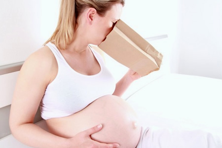 Nausea, vomito e disturbi digestivi in gravidanza